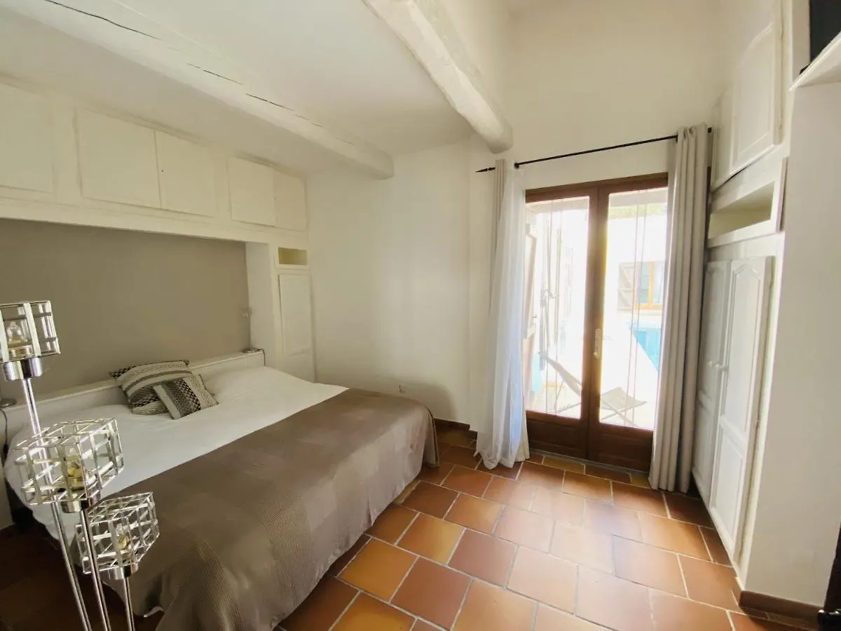 Holiday home Le Patio Bleu Villa La Crau